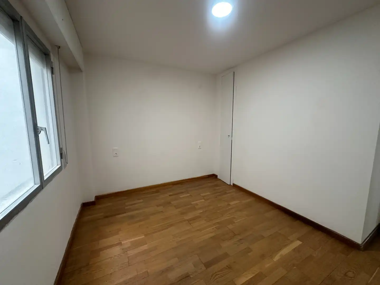 Piso en venta en Valencia con Parquet, Terraza y Balcón
