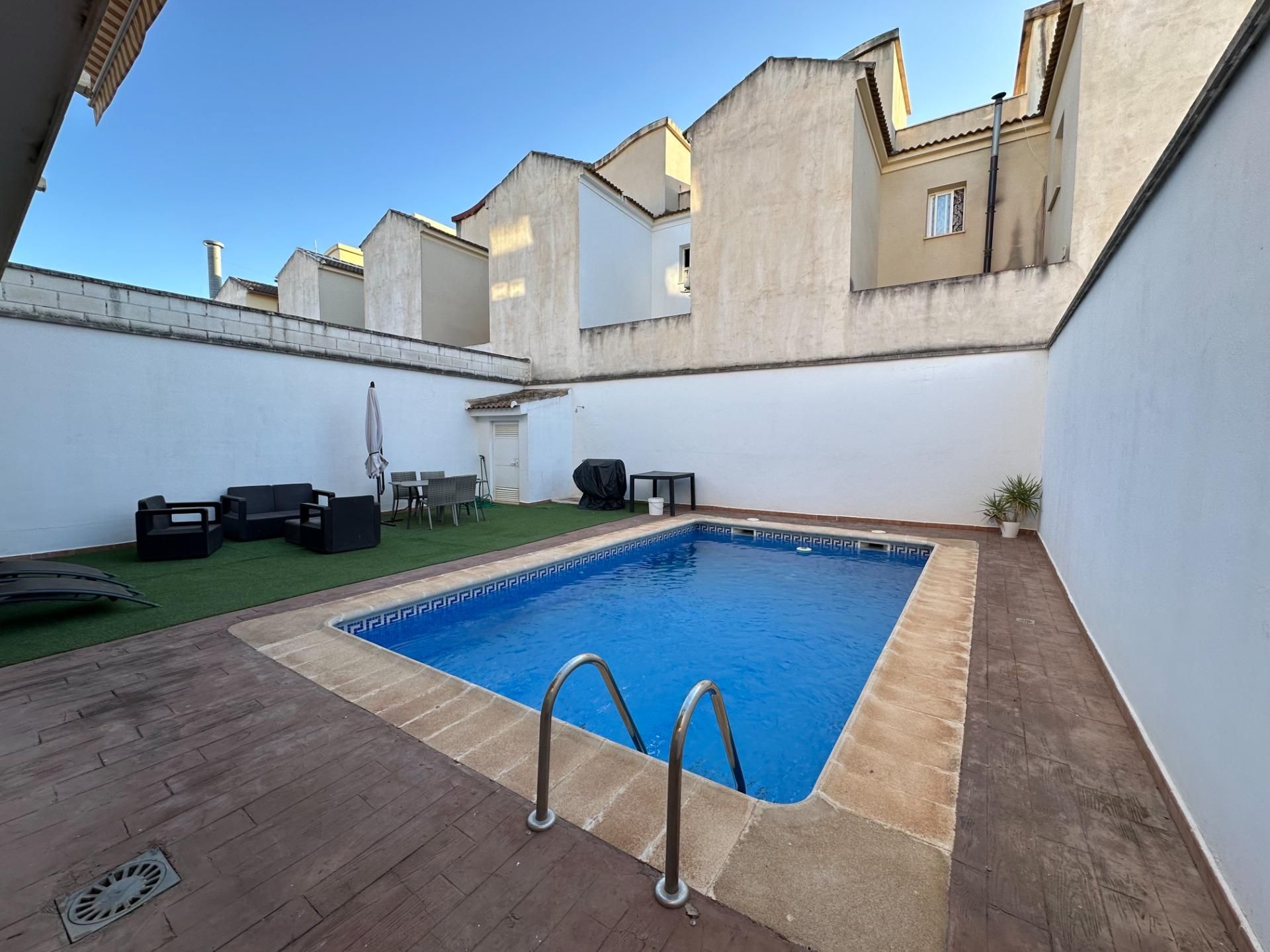 Piscina de Dúplex en venda en Mollina amb Aire condicionat, Balcó i Piscina comunitària