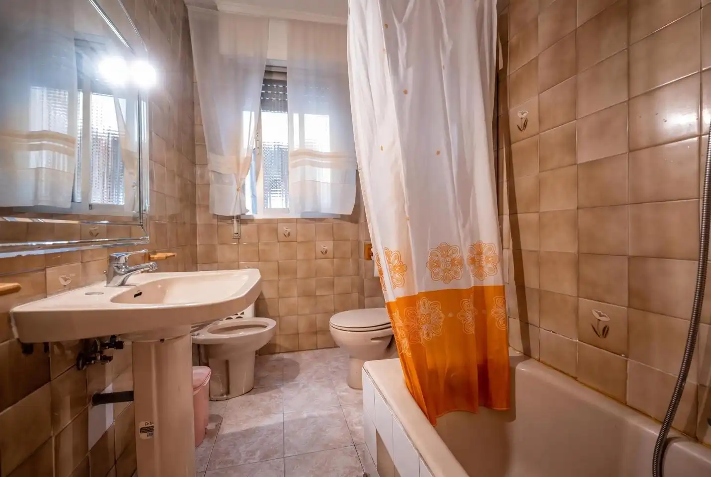 Bathroom of Ground floor for sale in Ávila