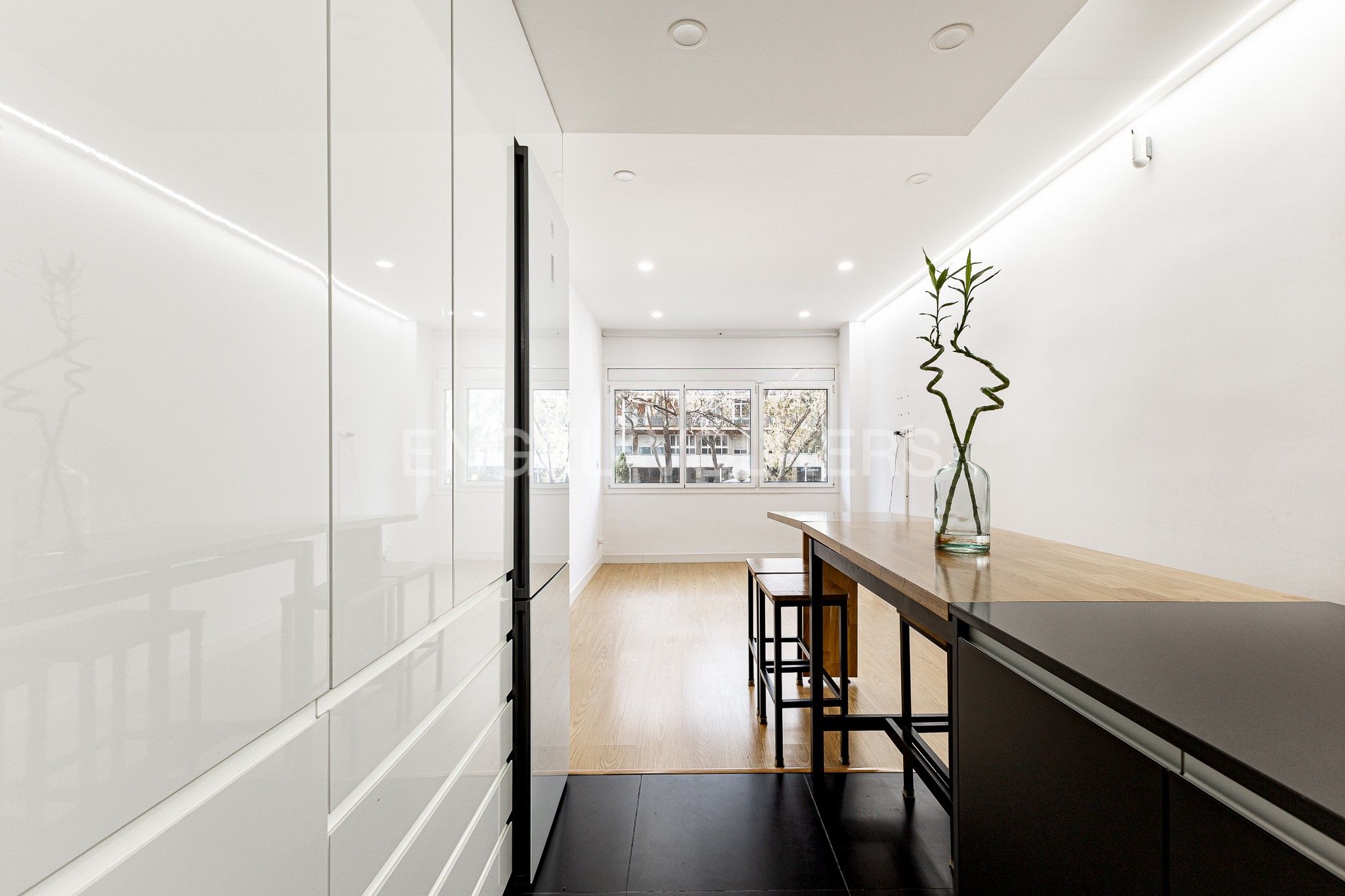 Kitchen of Apartment for sale in  Barcelona Capital  with Air Conditioner, Heating and Storage room