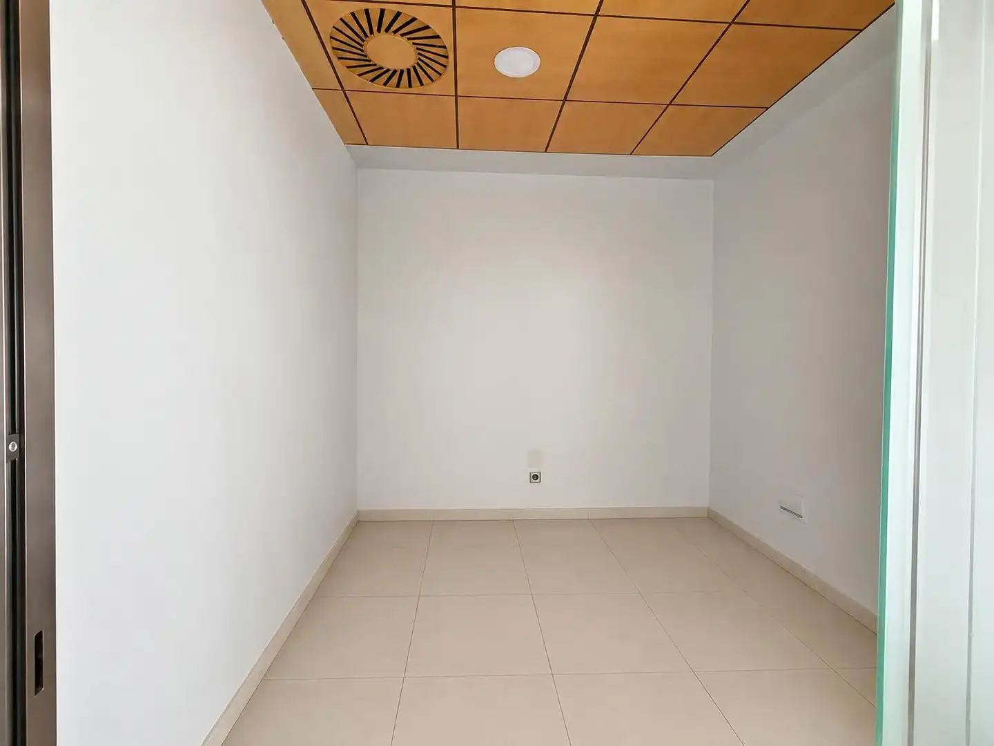Business premises for sale in Calle de Fuente Amarga, imagen 12