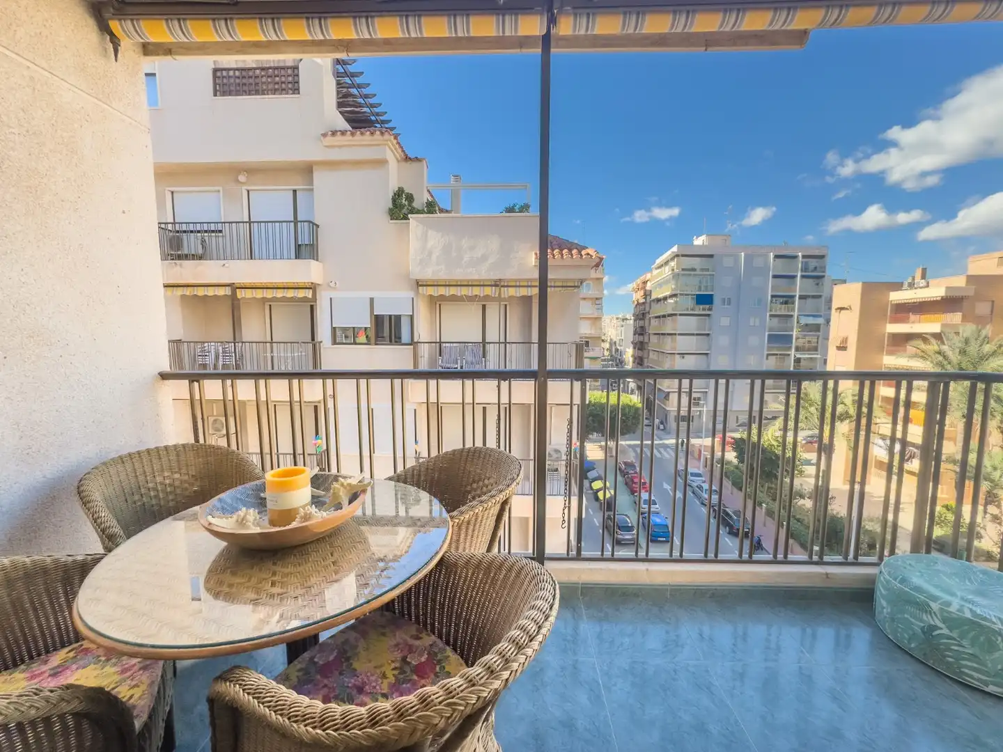 Terrassa de Apartament de lloguer en Santa Pola amb Terrassa, Moblat i Forn