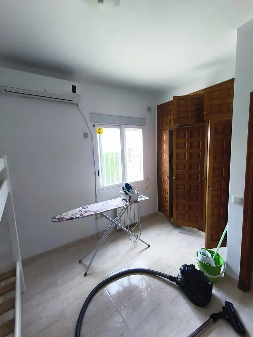 Schlafzimmer von Haus oder Chalet zum Verkauf in L'Alfàs del Pi mit Klimaanlage, Privatgarten und Terrasse