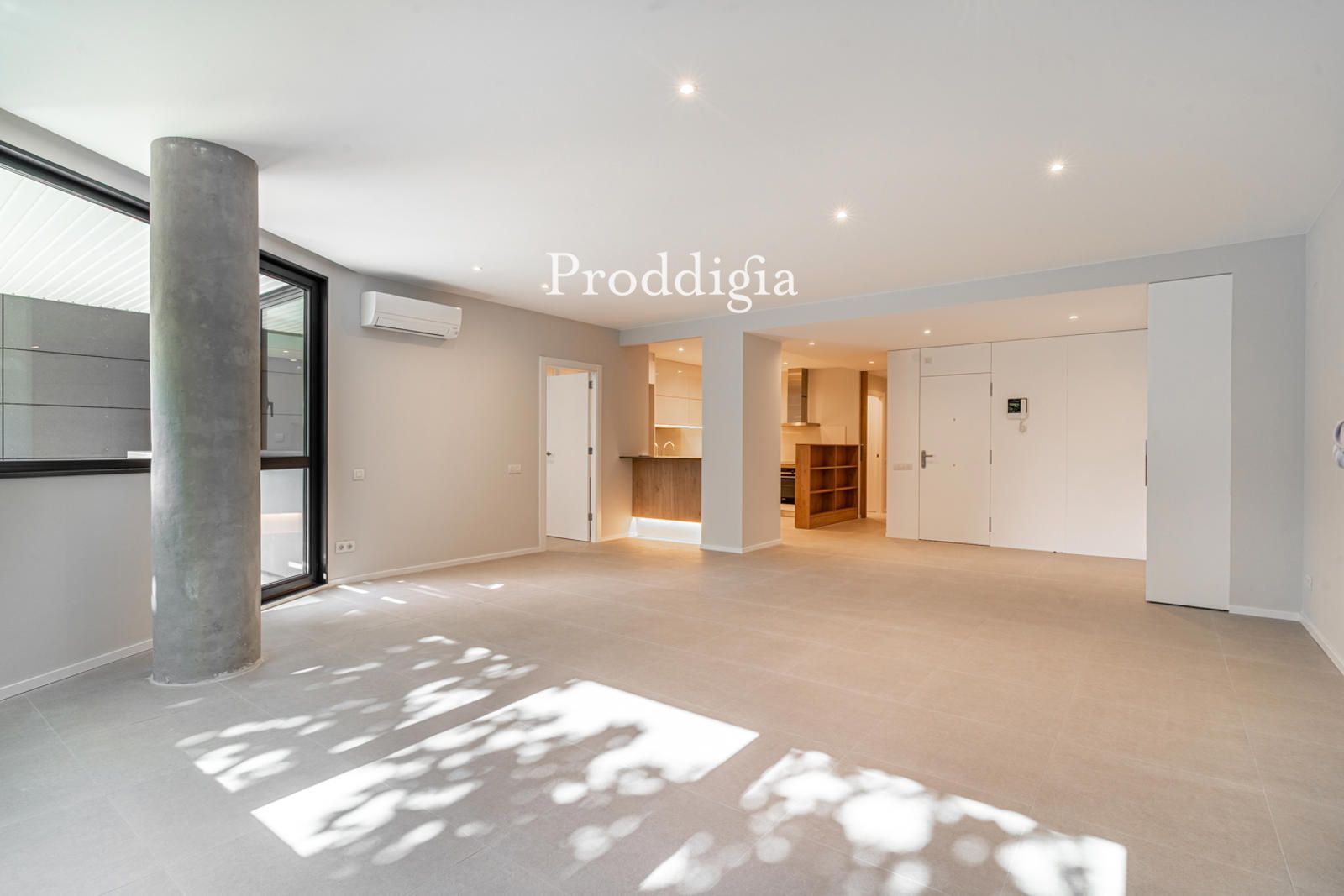 Flat to rent in Josep Tarradellas, Barri de les Corts, Les Corts,  Barcelona Capital