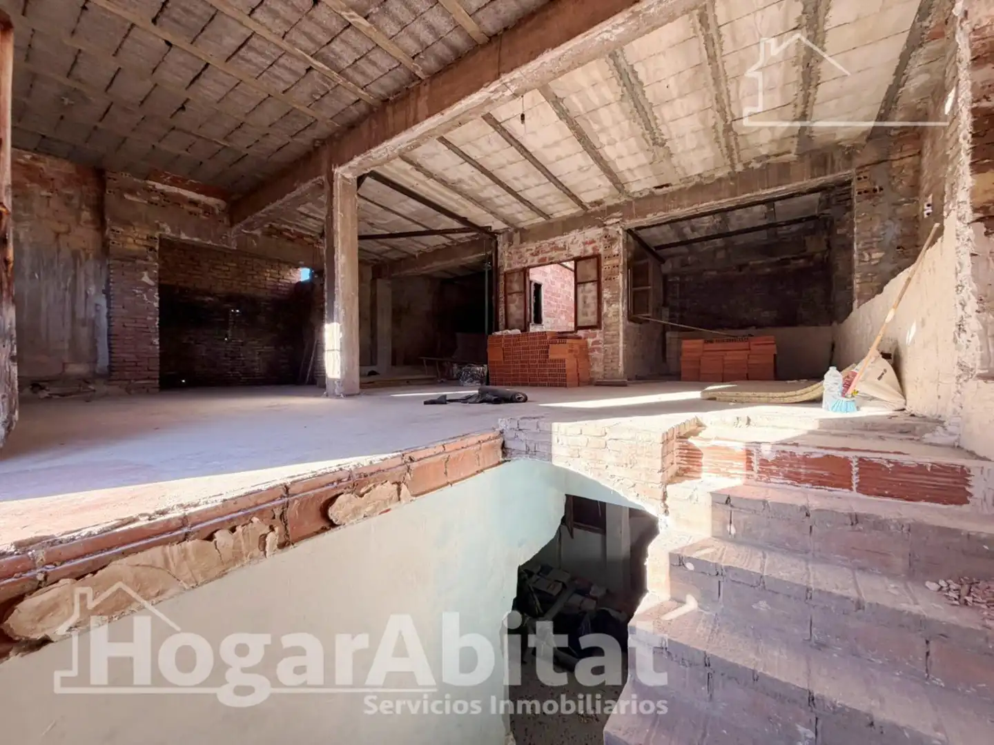 Casa o chalet en venta en Sagunto / Sagunt con Terraza y Balcón