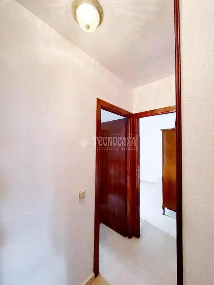 Dormitori de Pis en venda en Arcos de la Frontera amb Aire condicionat i Balcó