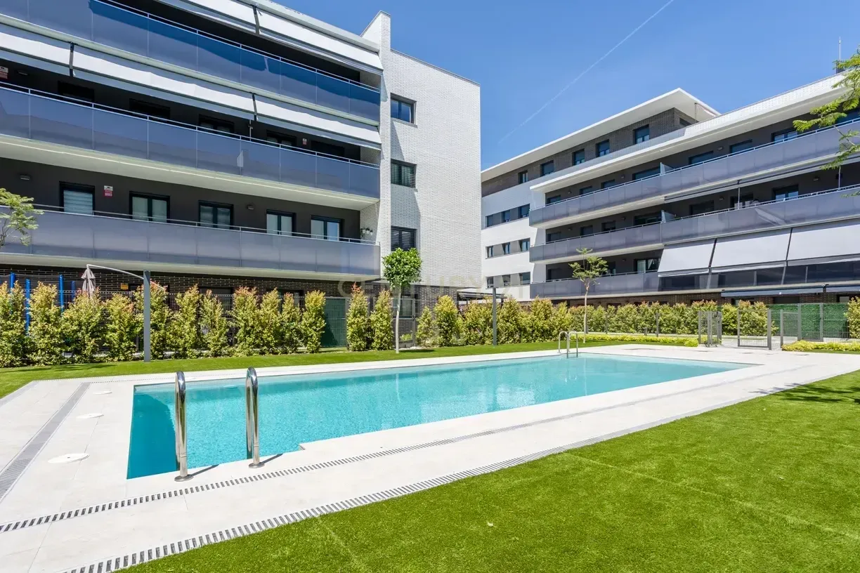 Swimming pool of Flat for sale in El Prat de Llobregat  with Air Conditioner and Swimming Pool