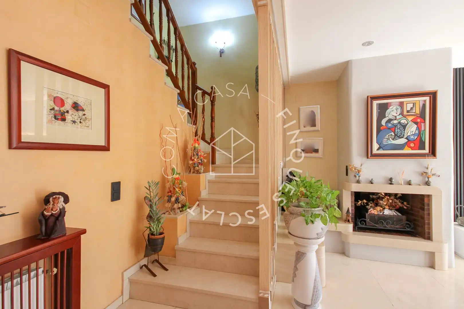 Detached homes for sale in Sant Llorenç d'Hortons