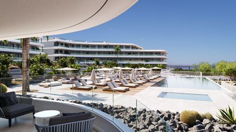 Foto 2 de Apartamento en venta en Playa Fañabé Alto, Adeje