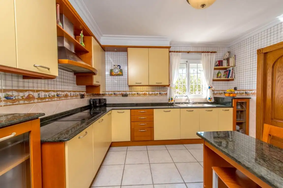 Chalet con piscina en venta en La Mata, imagen 25