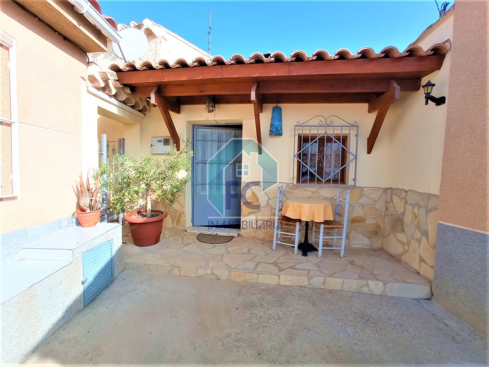 Vista exterior de Casa o xalet en venda en Lorca amb Aire condicionat, Calefacció i Terrassa