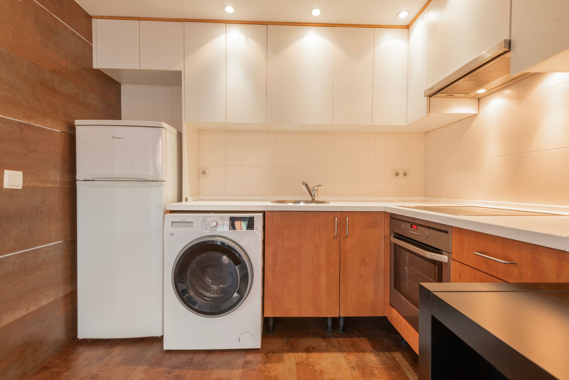 Kitchen of Flat for sale in  Madrid Capital  with Air Conditioner, Heating and Furnished