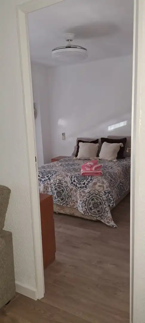 Habitación de Piso de alquiler en Valencia con Terraza, Amueblado y Lavadora