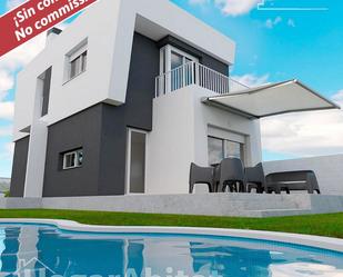 Exterior view of Single-family semi-detached for sale in Oropesa del Mar / Orpesa  with Air Conditioner, Private garden and Terrace