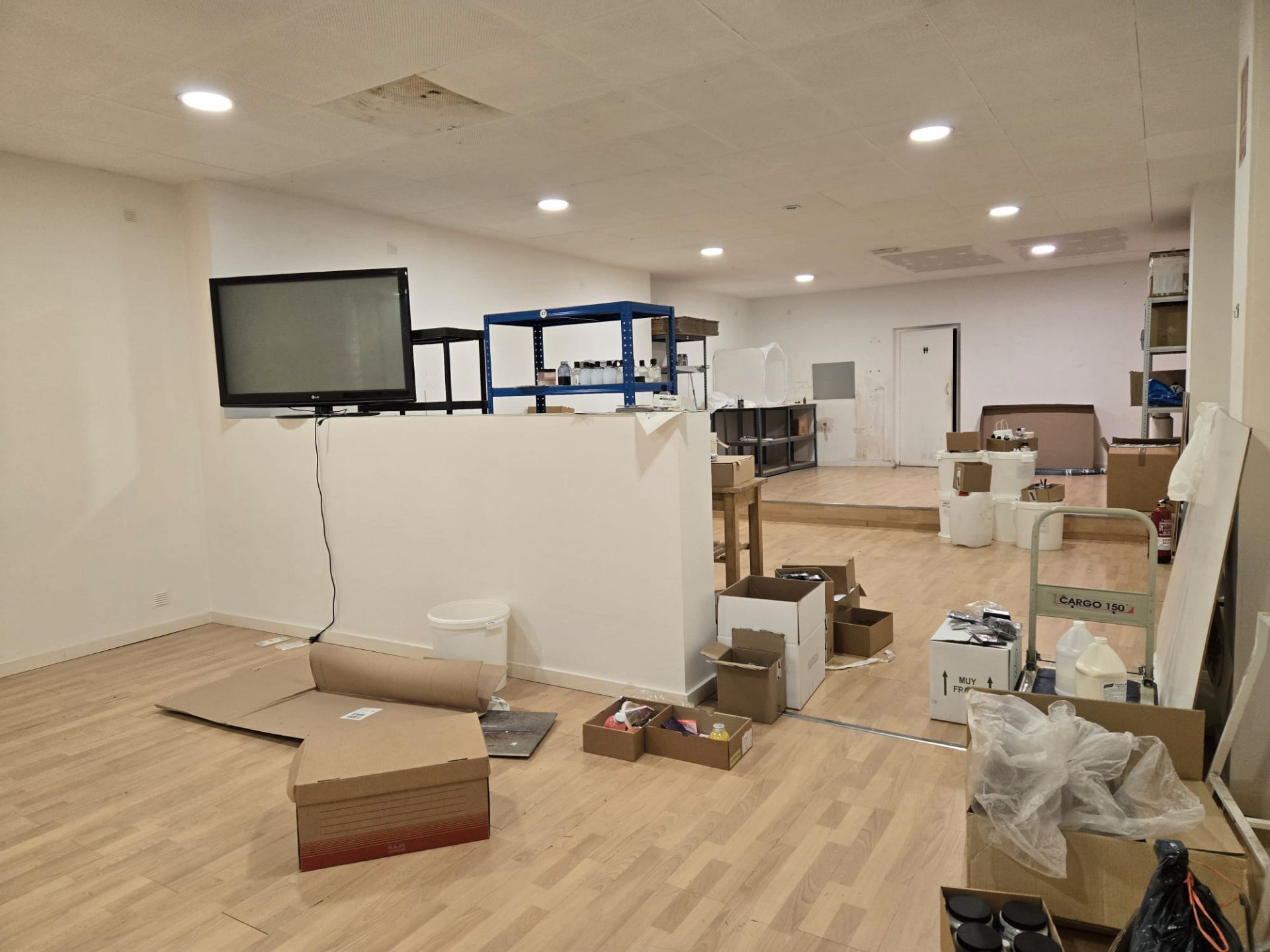 Local de lloguer en L'Hospitalet de Llobregat amb Alarma