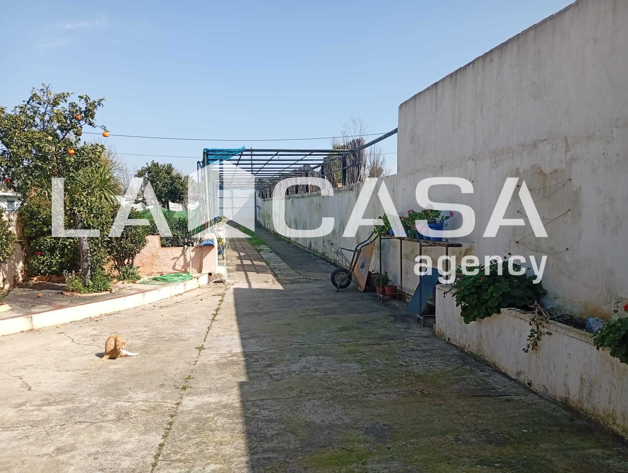 Exterior view of Residential for sale in Dos Hermanas