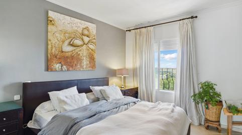 Foto 5 de Àtic en venda a Aloha, Málaga