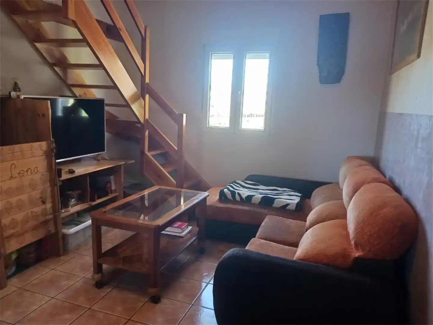 Sala d'estar de Casa o xalet en venda en Olmos de Ojeda amb Jardí privat, Traster i Moblat