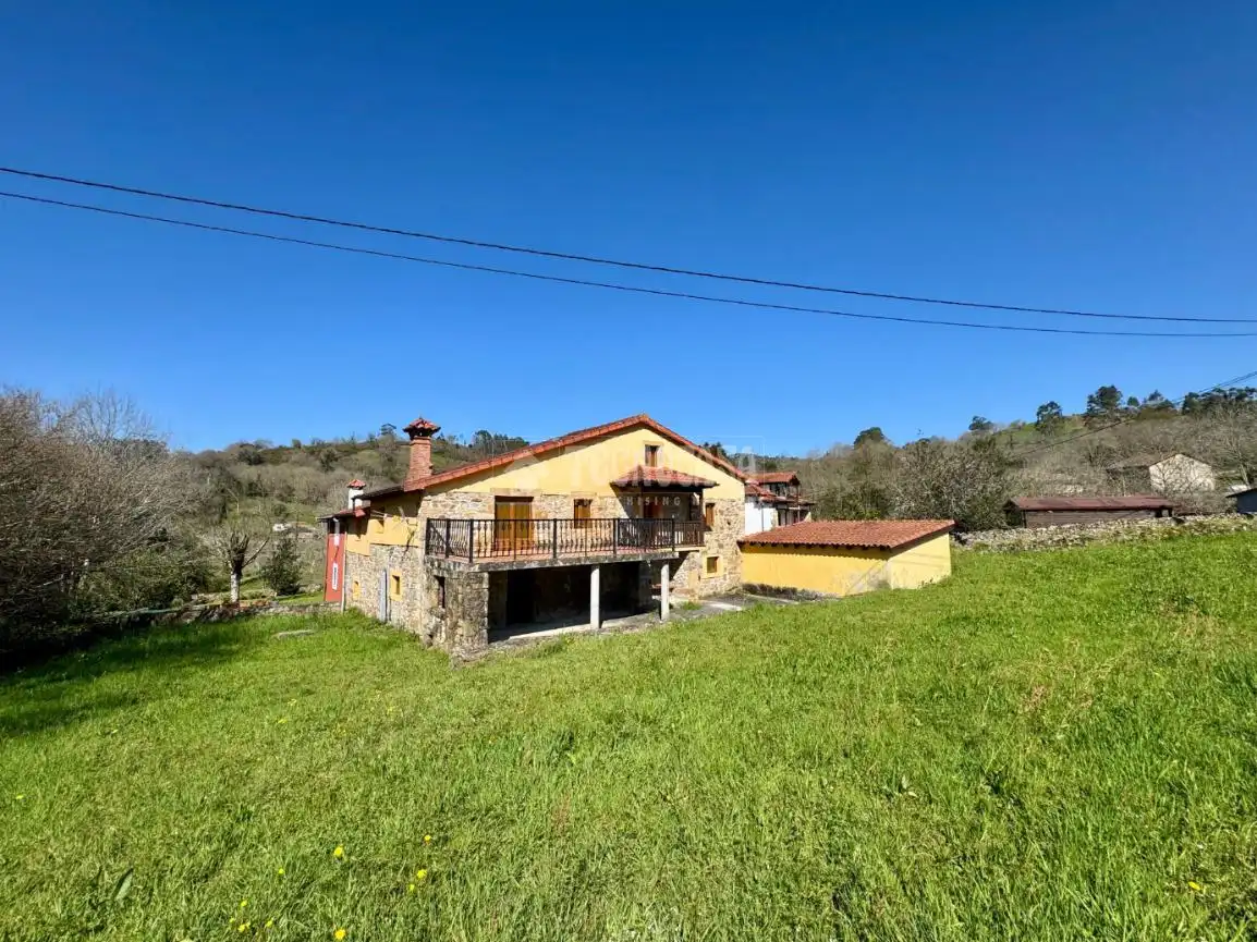 Terreni e lotti in vendita a Entrambasaguas