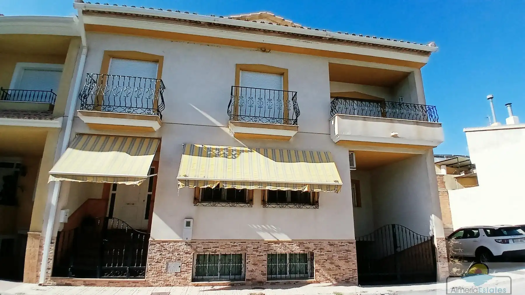 House with terrace for sale in Albox