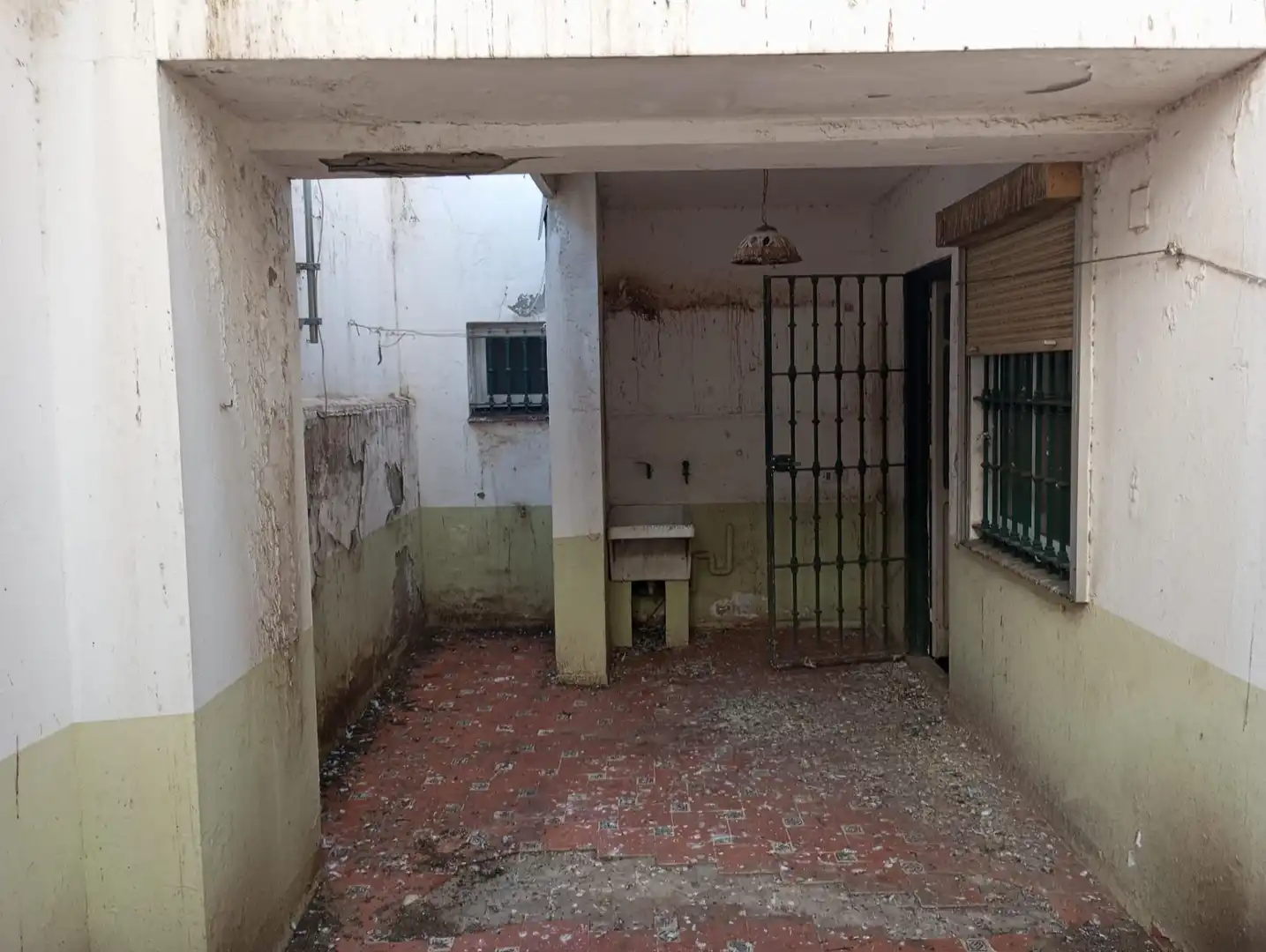 Wohnung zum Verkauf in Algeciras mit Terrasse und Balkon