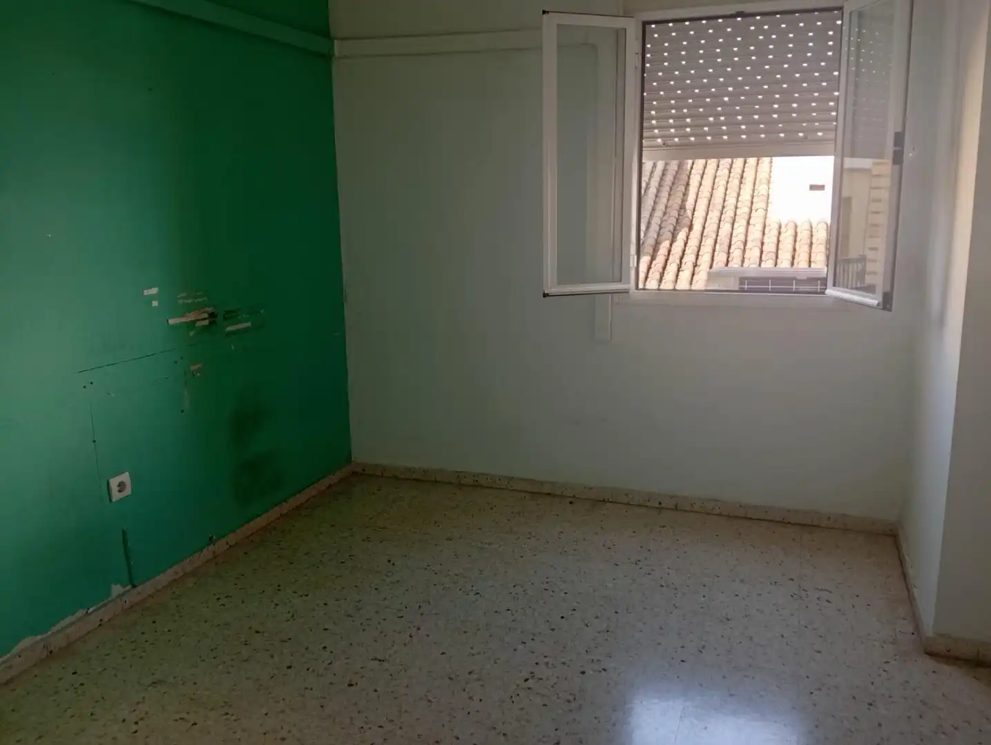 Bedroom of Flat for sale in Alcalá de Guadaira  with Air Conditioner and Storage room