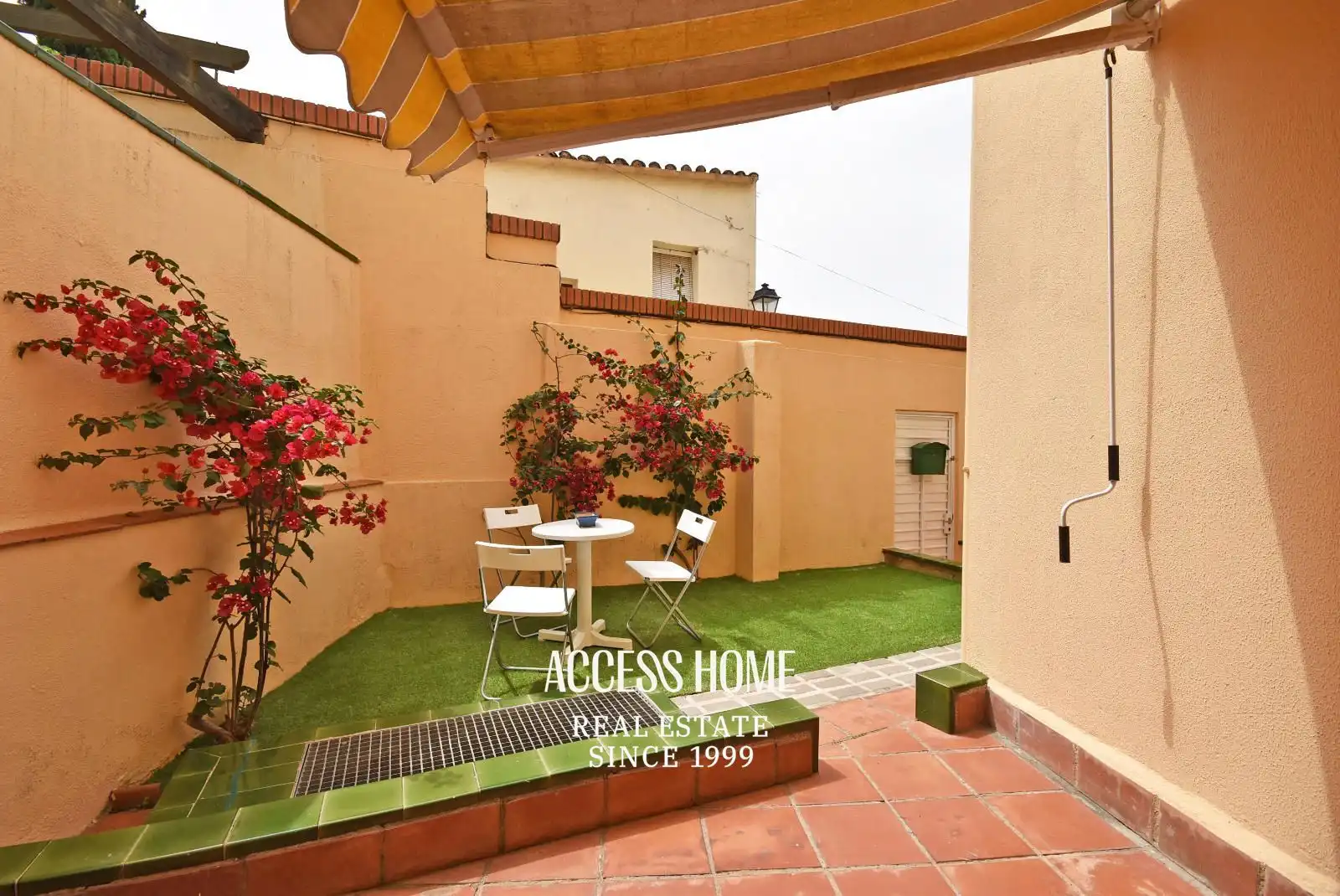 Terrace of Houses for sale in Tiana  with Air Conditioner, Heating and Terrace