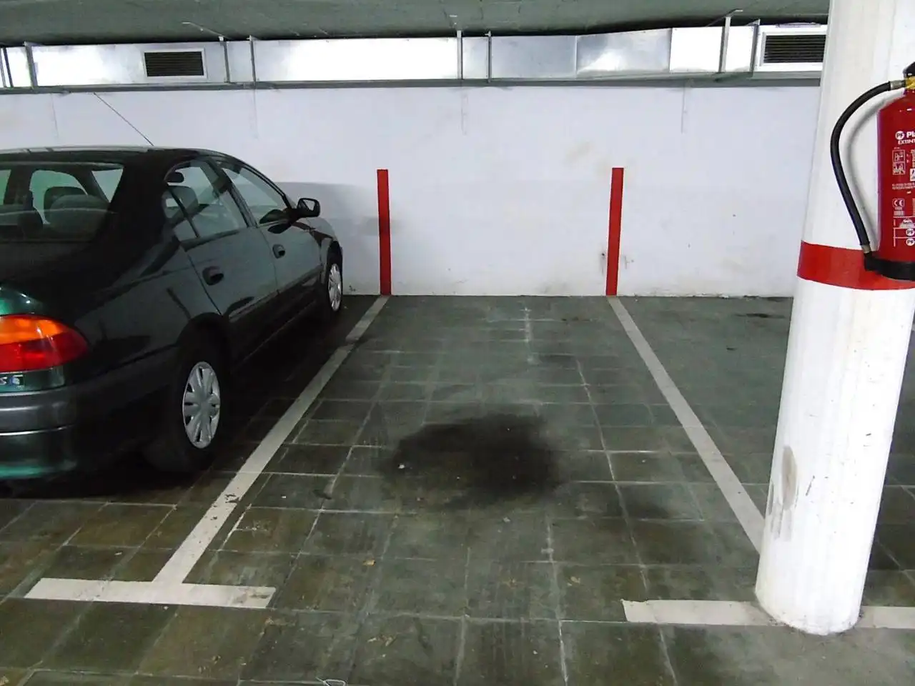 Parkplatz zum Verkauf in Estadi - Santa Anna, imagen 3