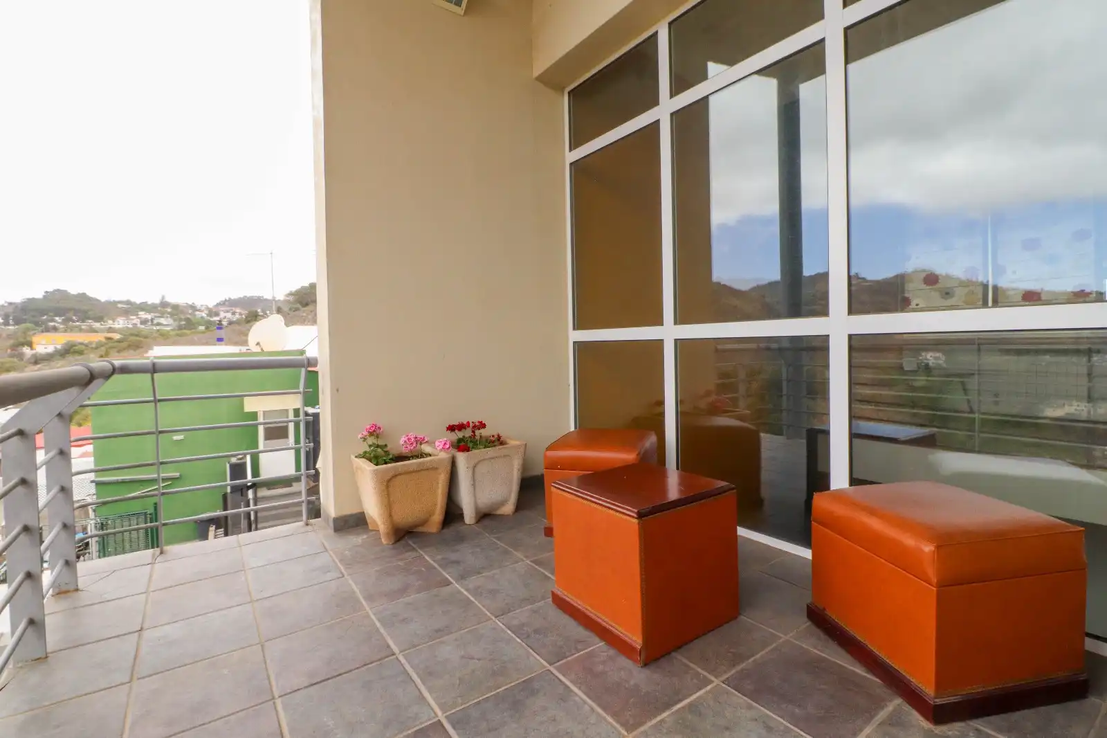 Terrassa de Casa o xalet en venda en Las Palmas de Gran Canaria amb Jardí privat, Terrassa i Traster