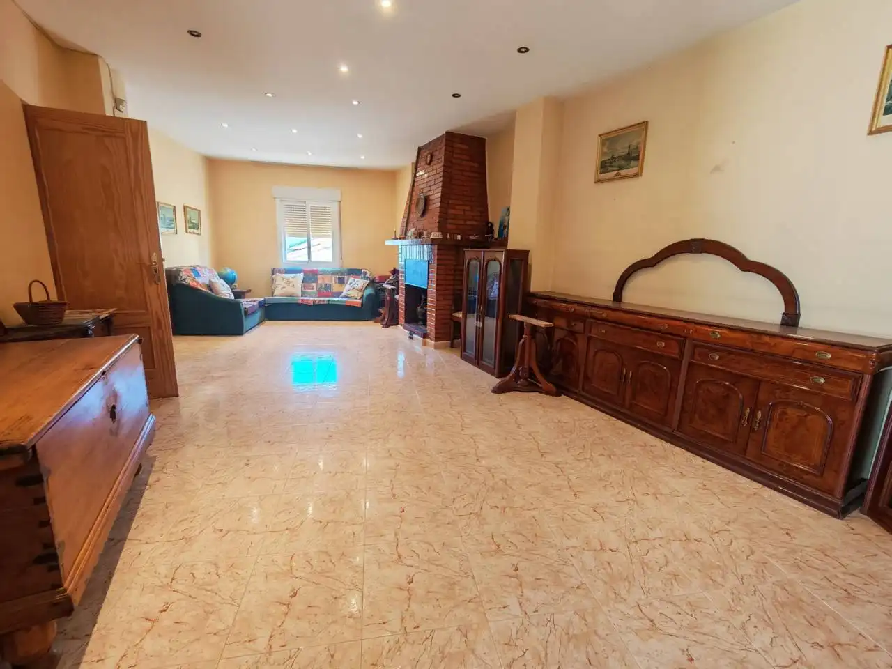 Sala d'estar de Casa o xalet en venda en Villanueva Mesía amb Terrassa