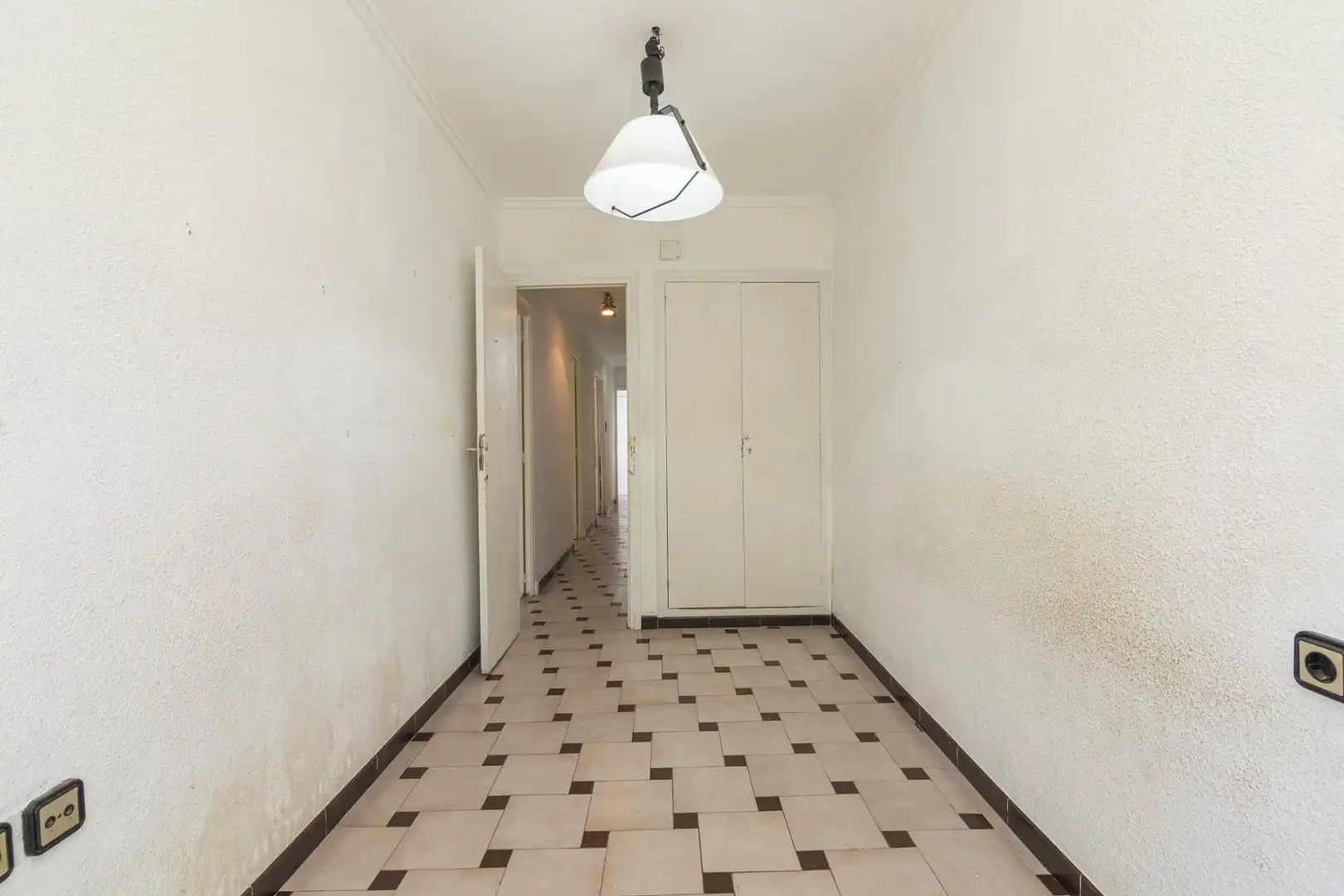 Piso en venta en Carrer Conrado del Campo, Plaza Crevillente - Antiguos Juzgados - El Asilo