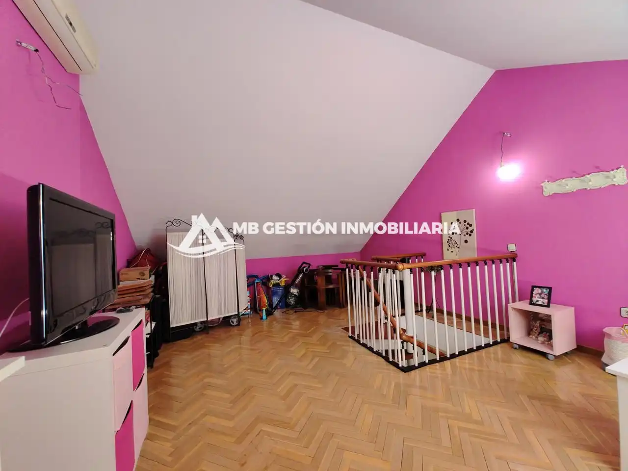 Maisonette zum Verkauf in Fuenlabrada mit Klimaanlage, Heizung und Terrasse