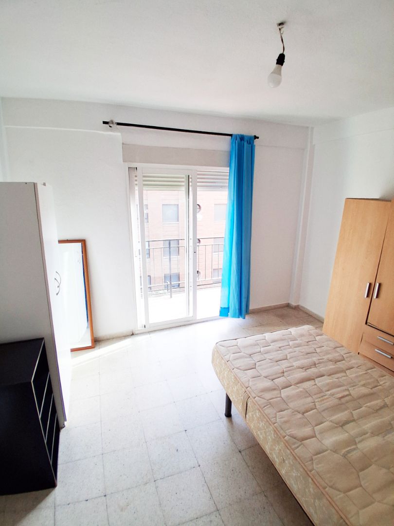 Bedroom of Flat to rent in  Granada Capital  with Furnished, Washing machine and Microwave