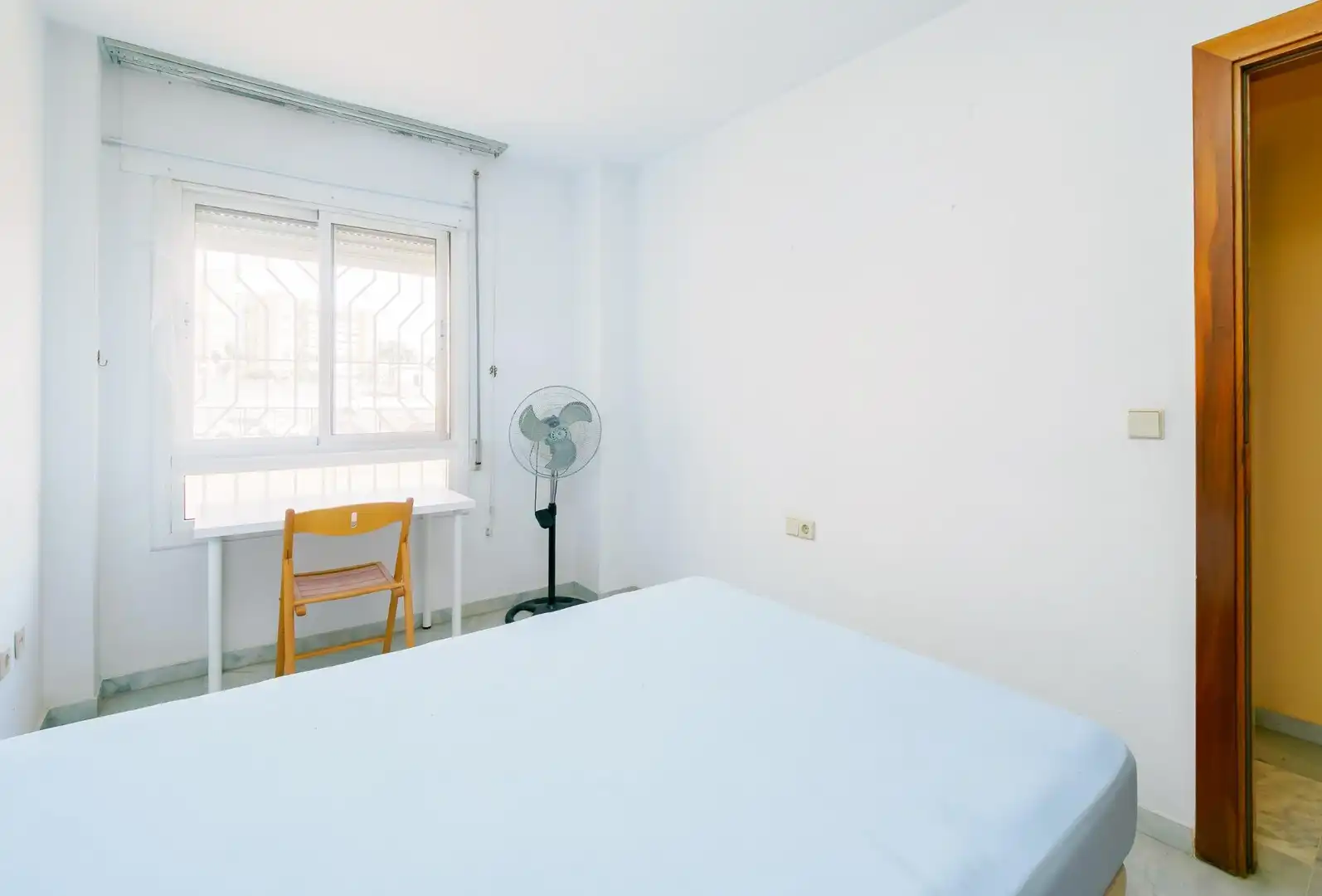 Habitación de Piso en venta en Málaga con Jardín privado, Terraza y Trastero