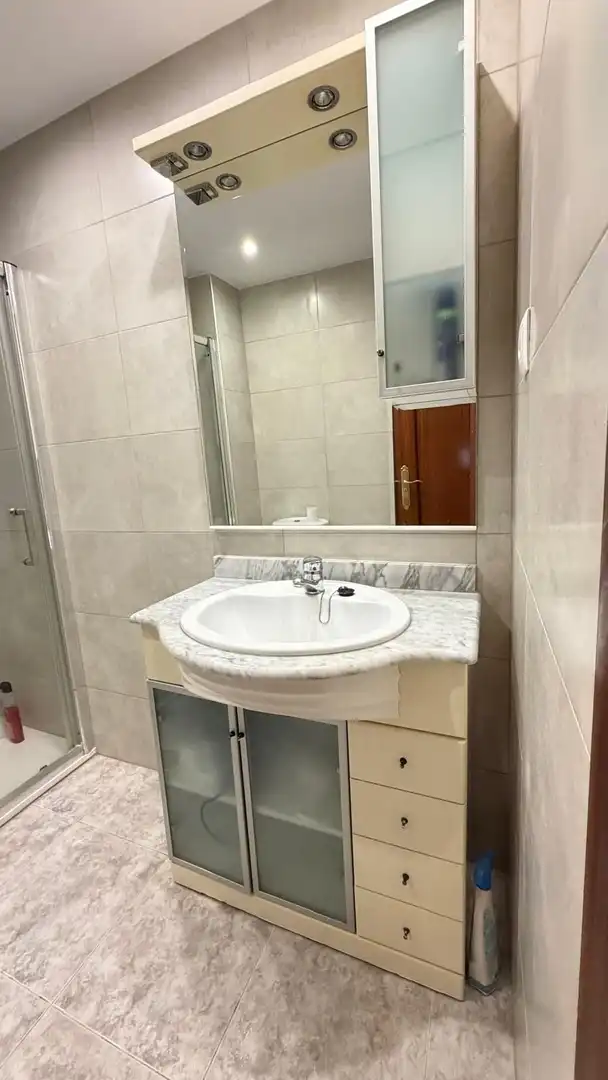 Baño de Piso en venta en Marbella con Aire acondicionado