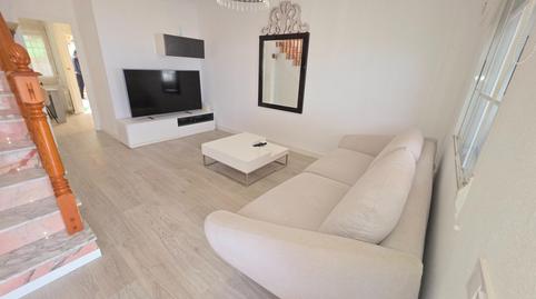 Foto 5 de Casa adosada en venda a Cabo Cervera, Alicante