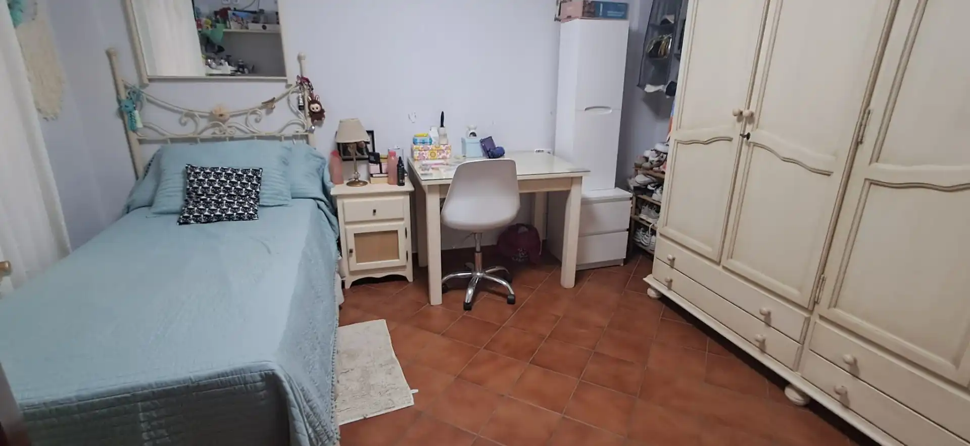 Dormitori de Casa o xalet en venda en Utrera amb Aire condicionat, Traster i Balcó
