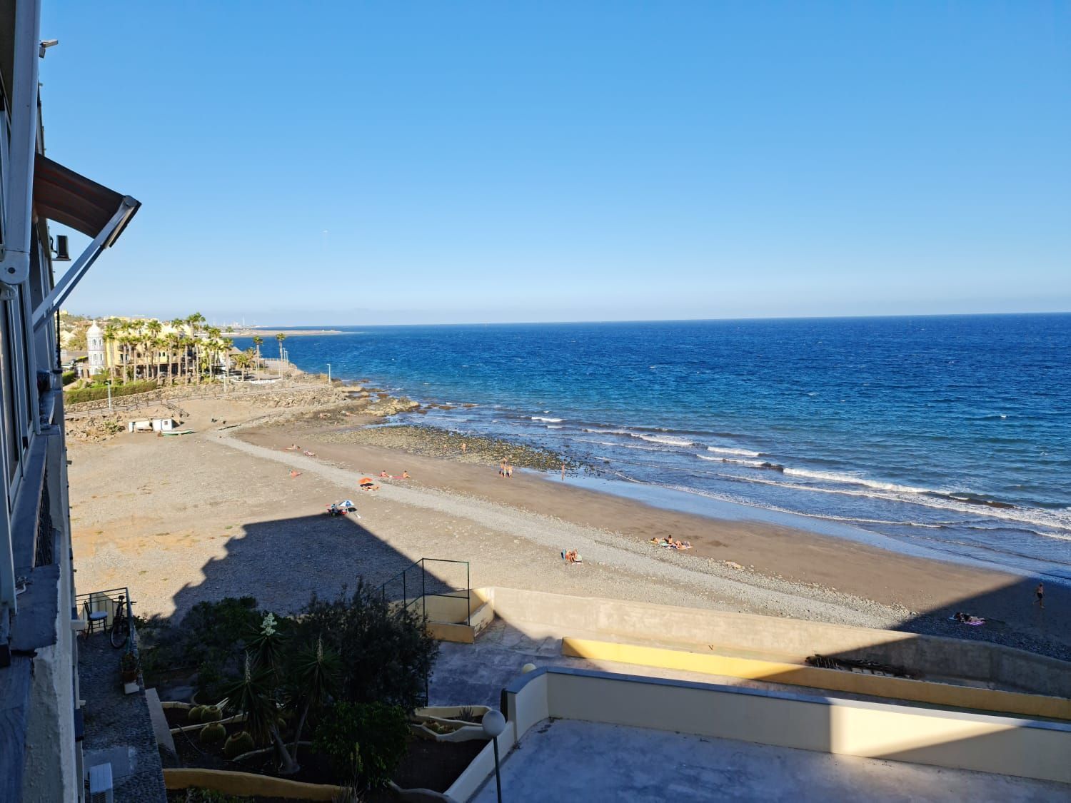 Vista exterior de Apartamento de alquiler en San Bartolomé de Tirajana con Terraza, Amueblado y Piscina comunitaria