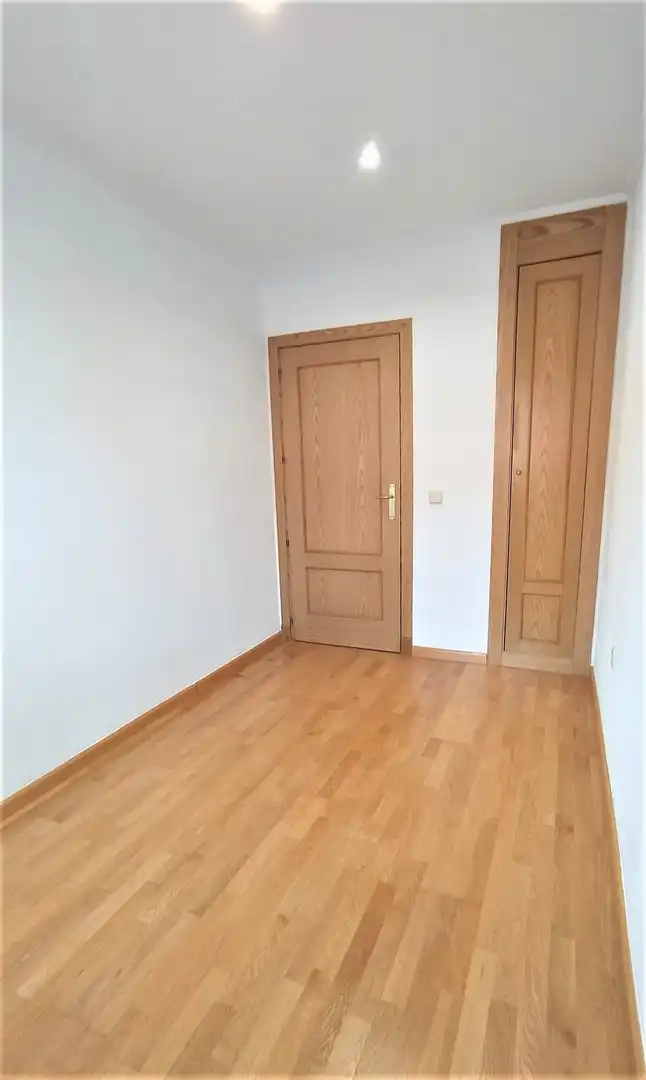 Appartement avec piscine à louer à MADAMME CURIE, imagen 15