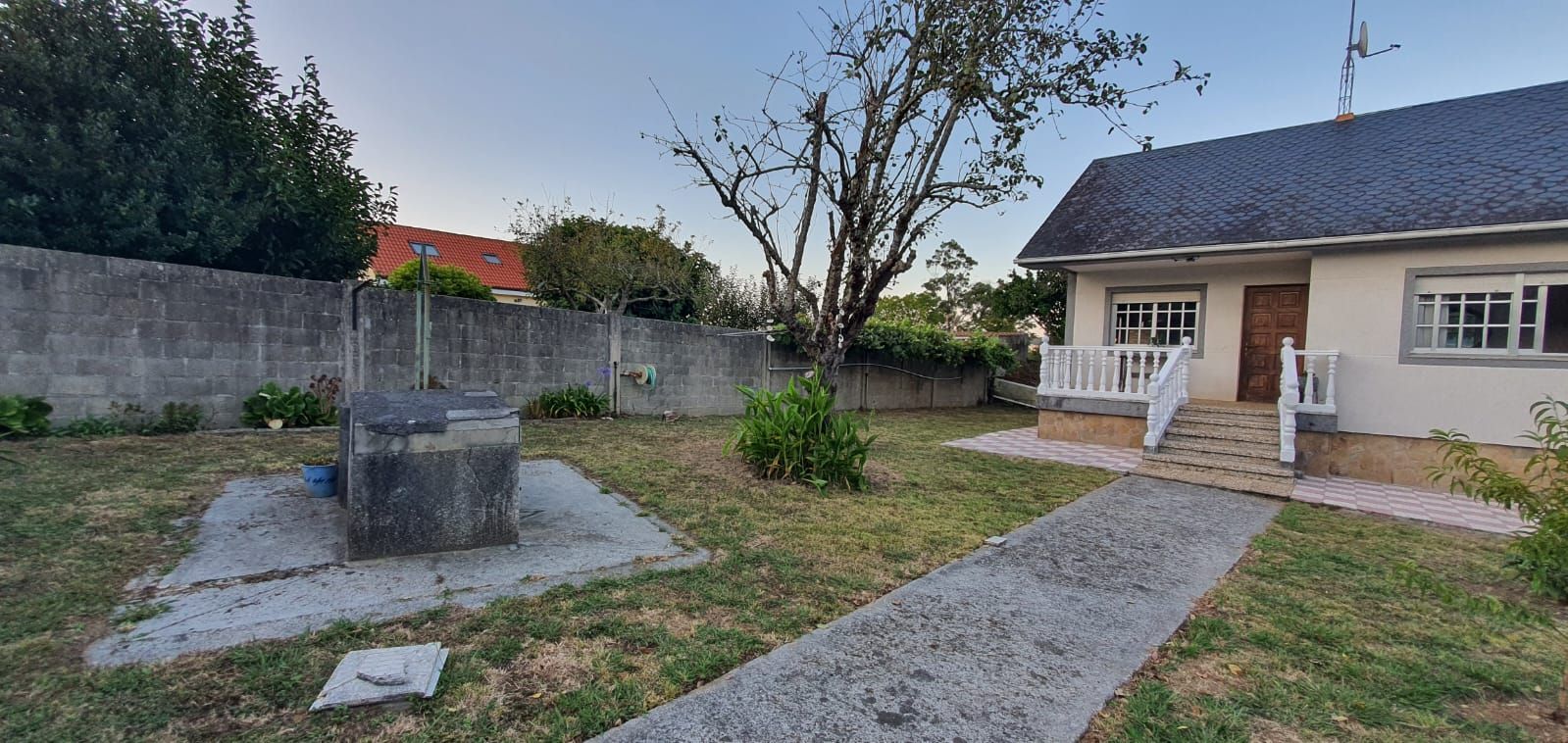 Jardí de Casa o xalet de lloguer en Bergondo amb Moblat