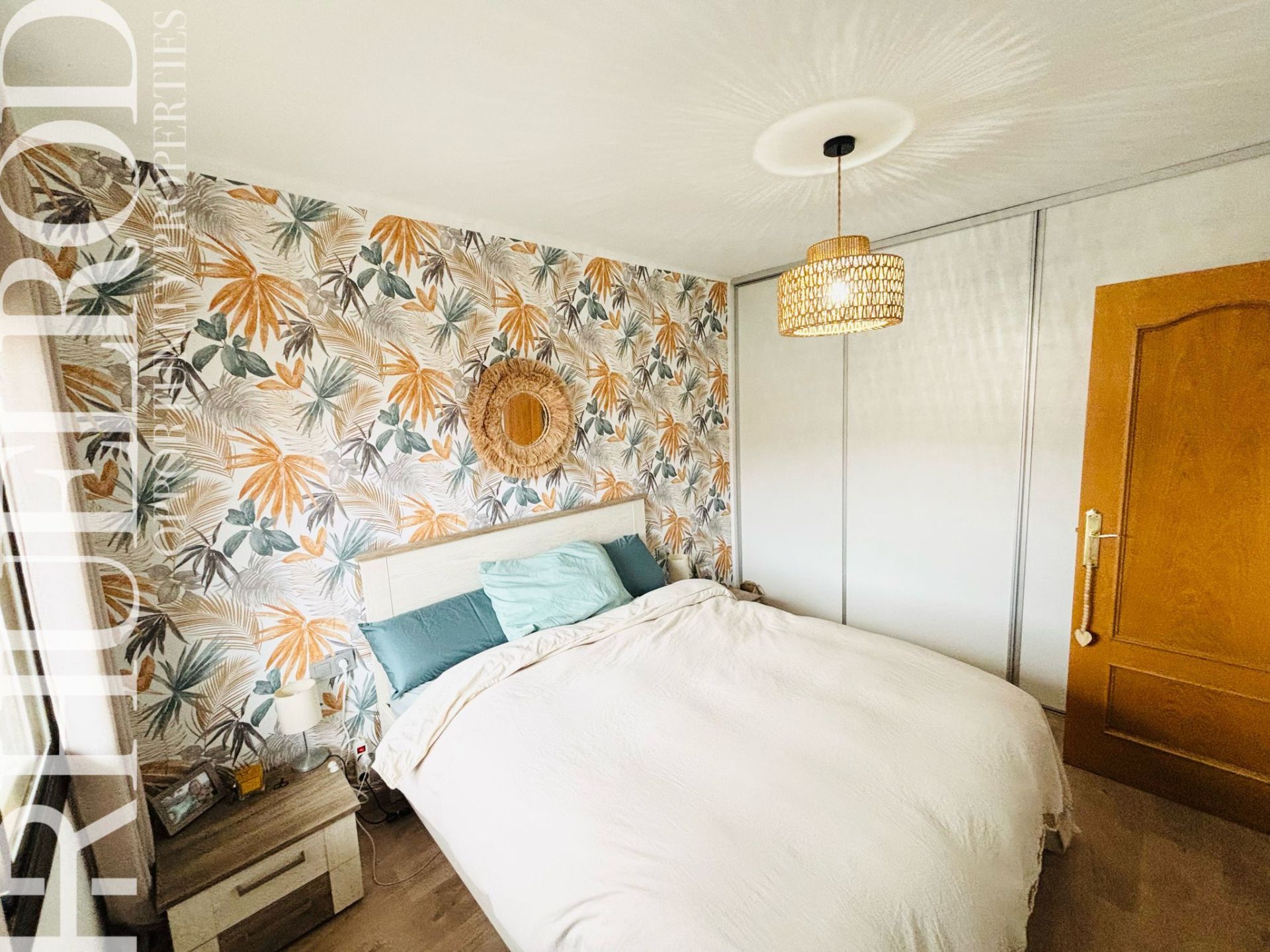 Bedroom of Flat for sale in Premià de Dalt  with Air Conditioner, Heating and Parquet flooring