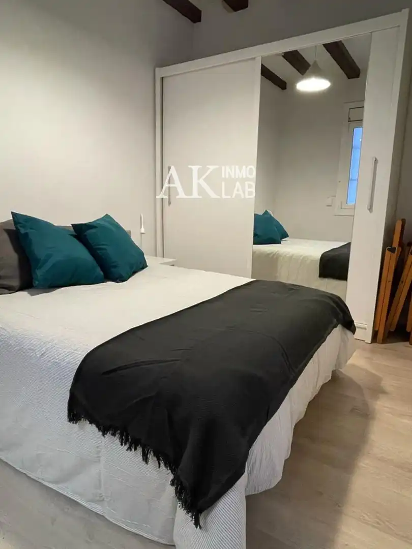 Schlafzimmer von Wohnungen zur Miete in Barcelona mit Klimaanlage