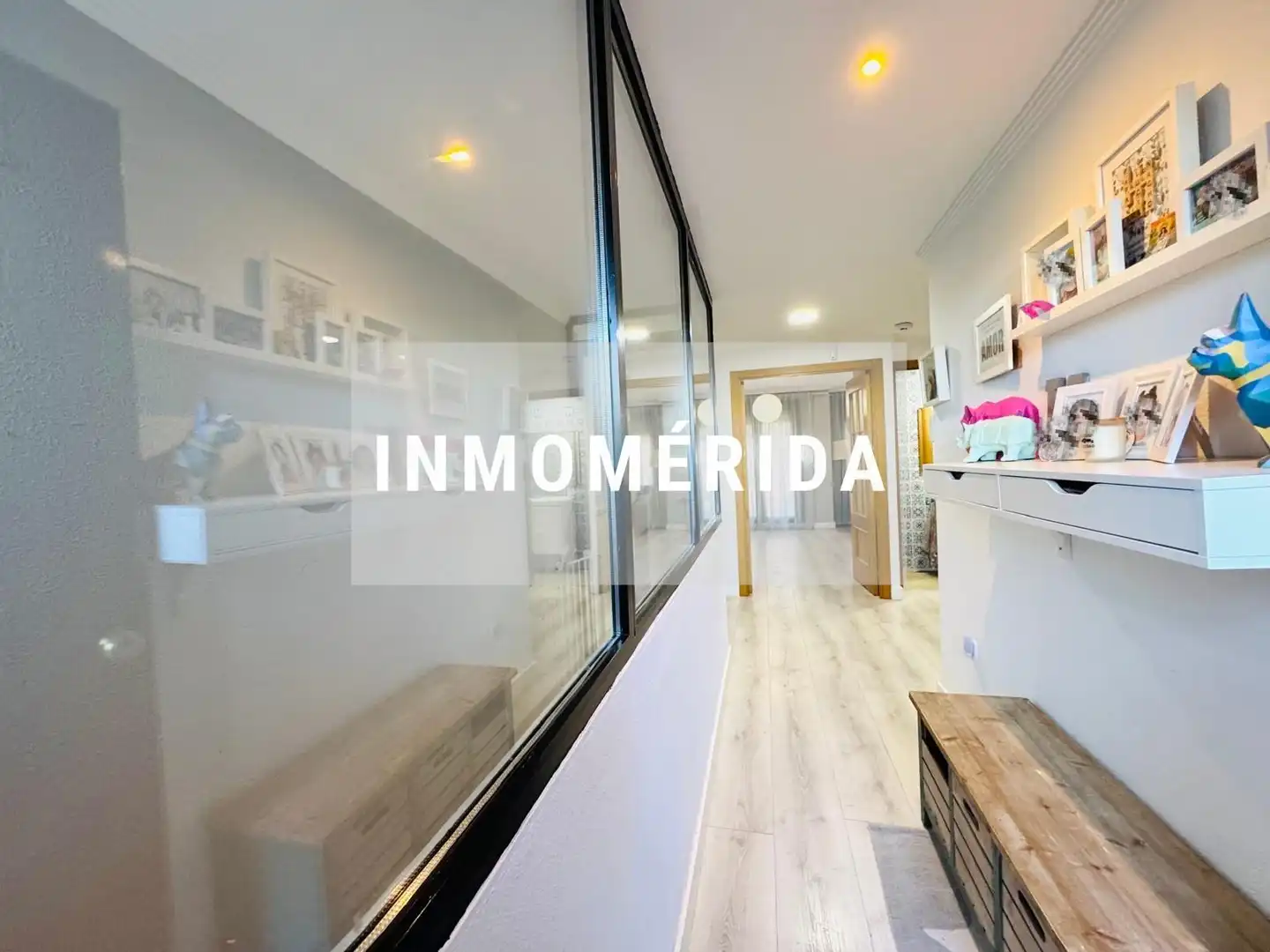 Vista exterior de Casa adosada en venta en Mérida con Aire acondicionado, Calefacción y Jardín privado