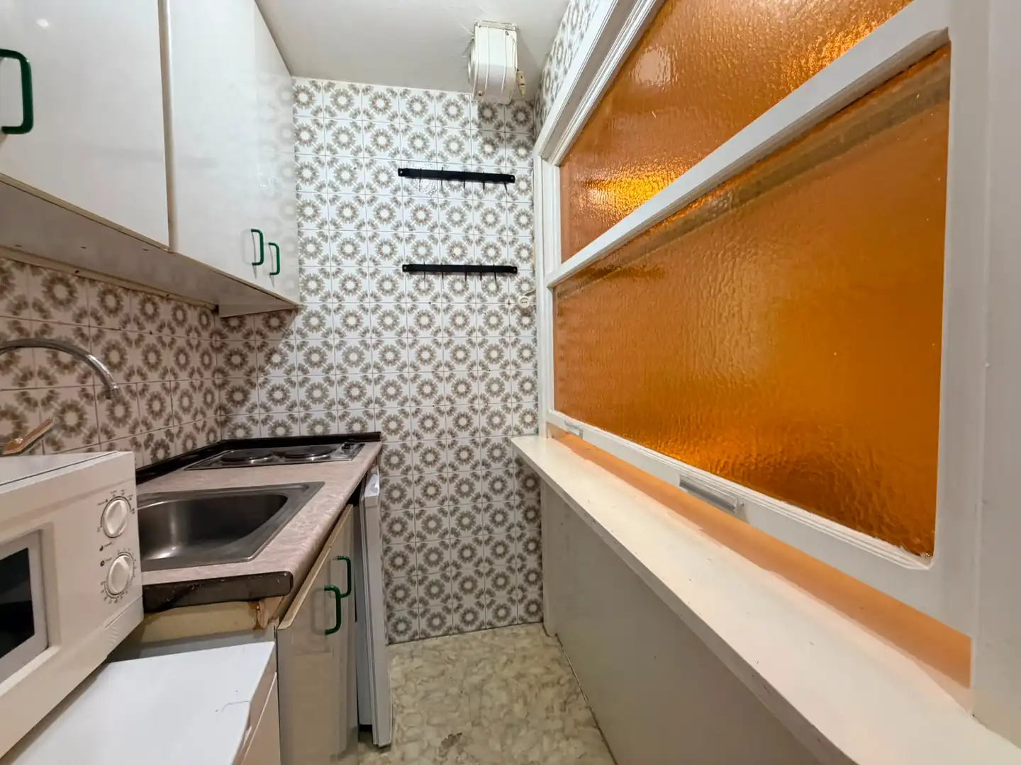 Cocina de Apartamento en venta en Madrid con Calefacción