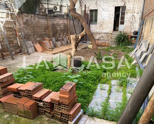 Planta baixa en venda en Santa Coloma de Gramenet amb Terrassa