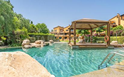 Swimming pool of Duplex for sale in Reus  with Air Conditioner, Heating and Private garden