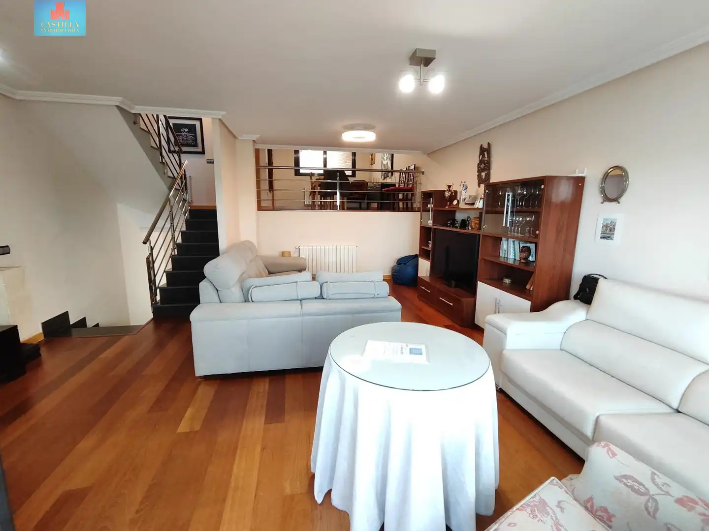 Sala de estar de Casa adosada en venta en Ávila con Calefacción, Jardín privado y Terraza