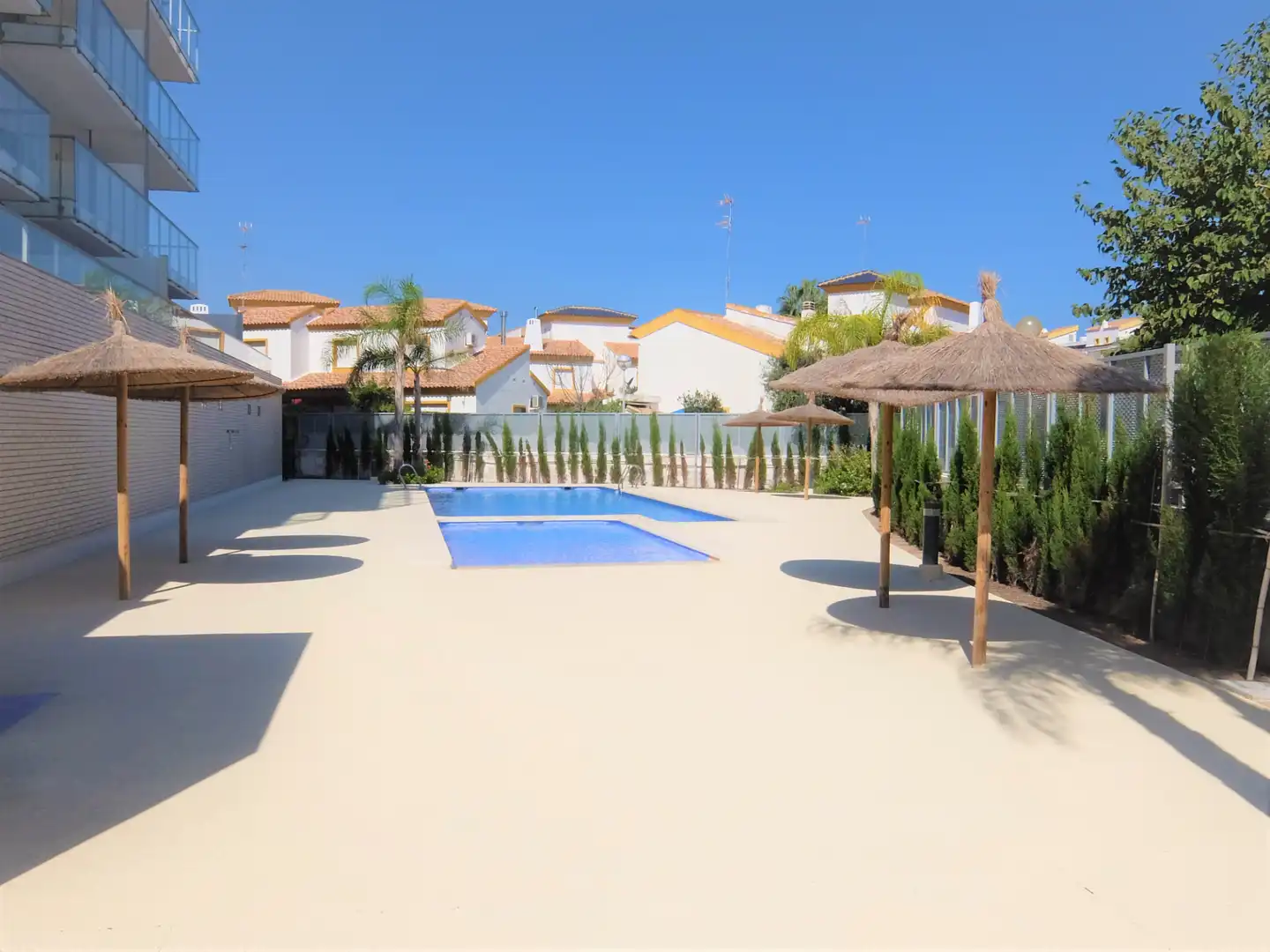 Piscina de Apartamento de alquiler en Oliva con Aire acondicionado, Calefacción y Terraza