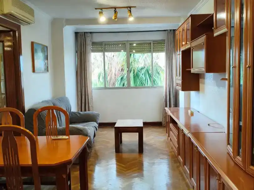 Sala d'estar de Pis en venda en Getafe amb Aire condicionat