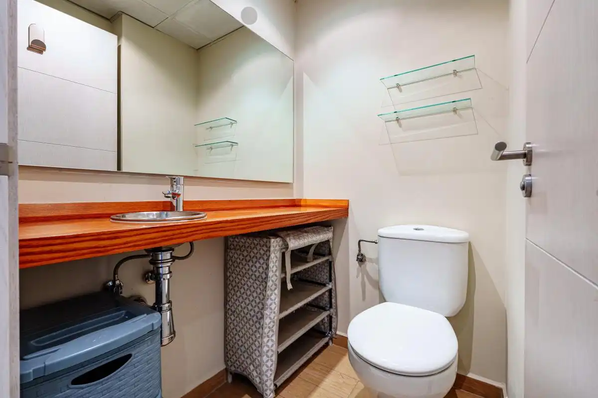 Baño de Ático en venta en Pozuelo de Alarcón con Aire acondicionado, Calefacción y Jardín privado